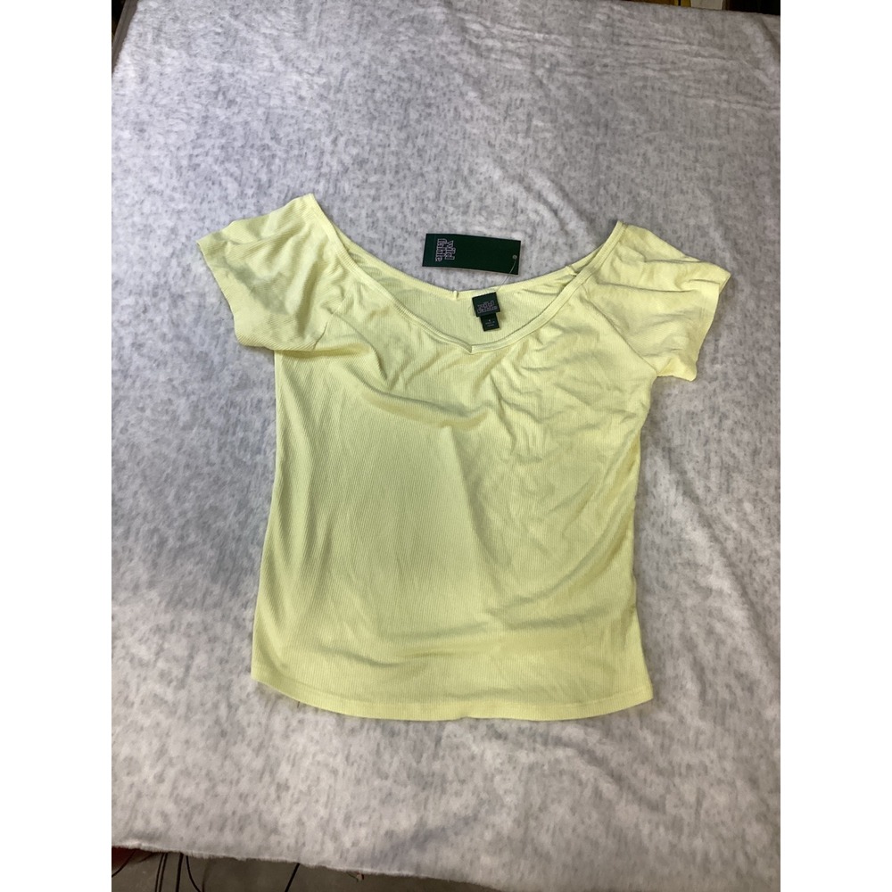 Wild Fable Womens Light Yellow Ribbed V-Neck Short Sleeve Top Size S NWT